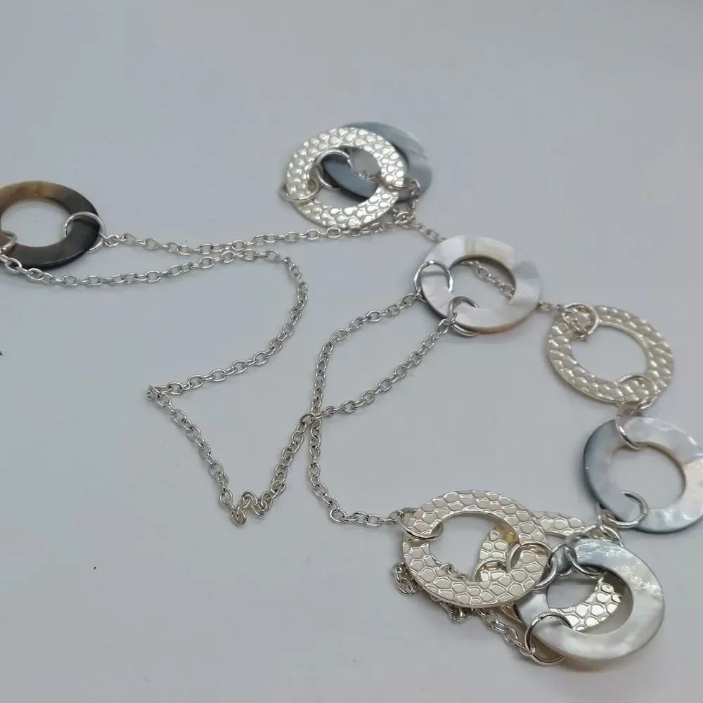 Silver Tone‎ Abalone Circle Necklace